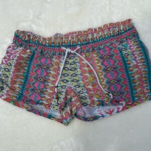 Roxy size small women’s multicoloured print shorts